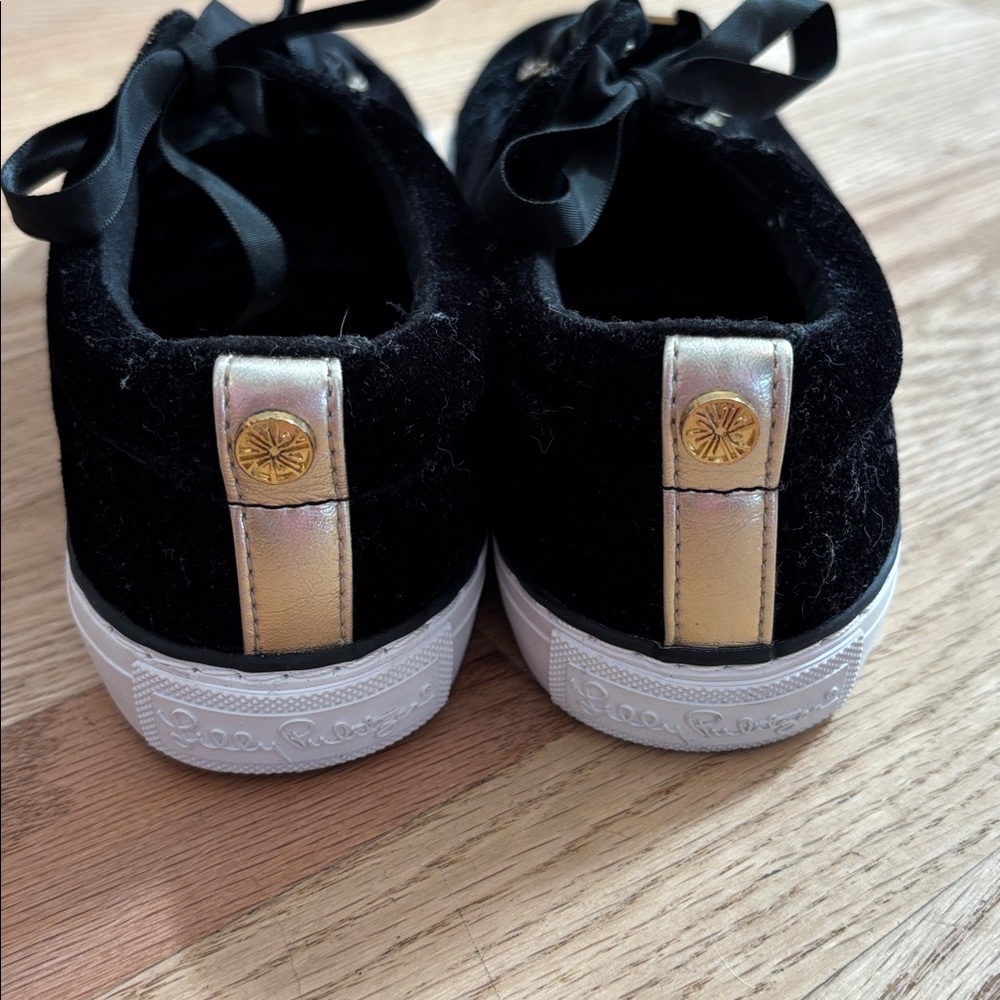 Lilly Pulitzer Hallie Sneakers 7 Black Velvet - Picture 5 of 6